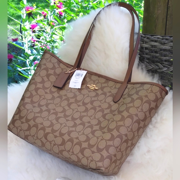 Coach Handbags - Signature Canvas Coach Big City Tote with Matching Wallet